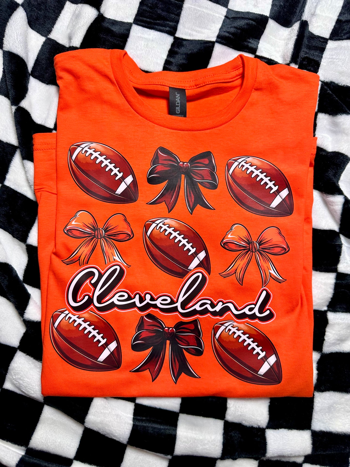 Cleveland tee-